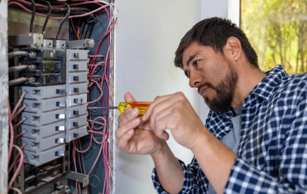 Best Licensed Electrician  in Tukwila, WA
